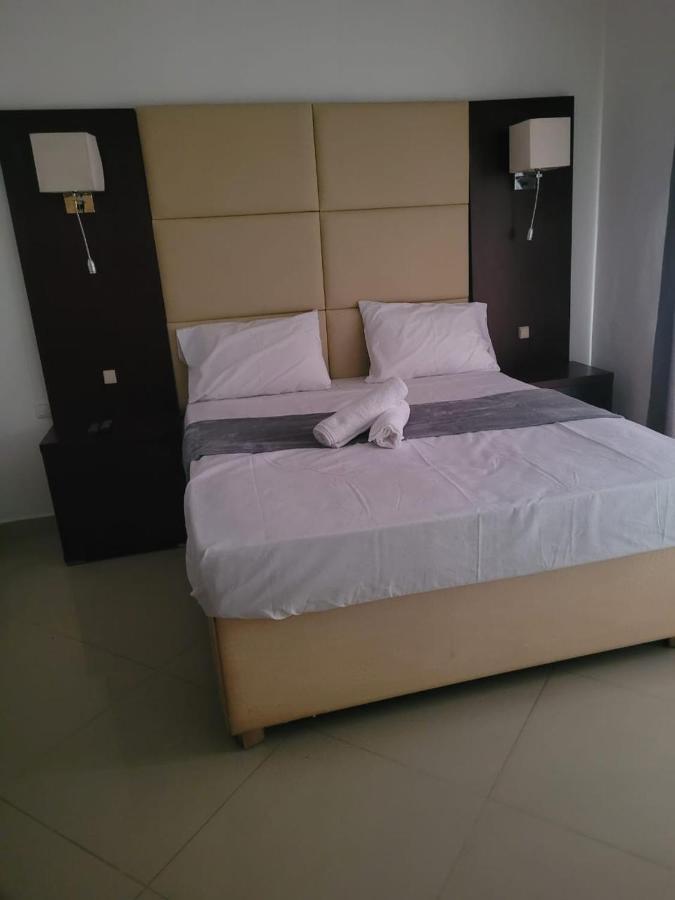 Guest House La Plaza Luanda Esterno foto